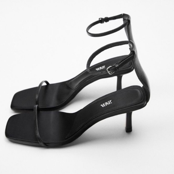 Zara Shoes - Zara Black Square Toe Women's Heeled Sandals